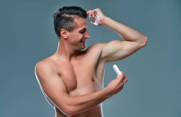 Qué es mejor desodorante o antitranspirante